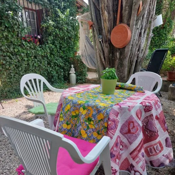 La Campagne de Lili - Chambre et Cuisine sur Terrasse privée, hotel v destinaci Ongles