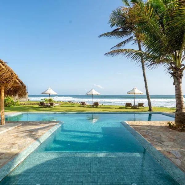 Kuki Beach - Luxury Boutique Villa on Ahangama Beach, hotel v destinaci Ahangama
