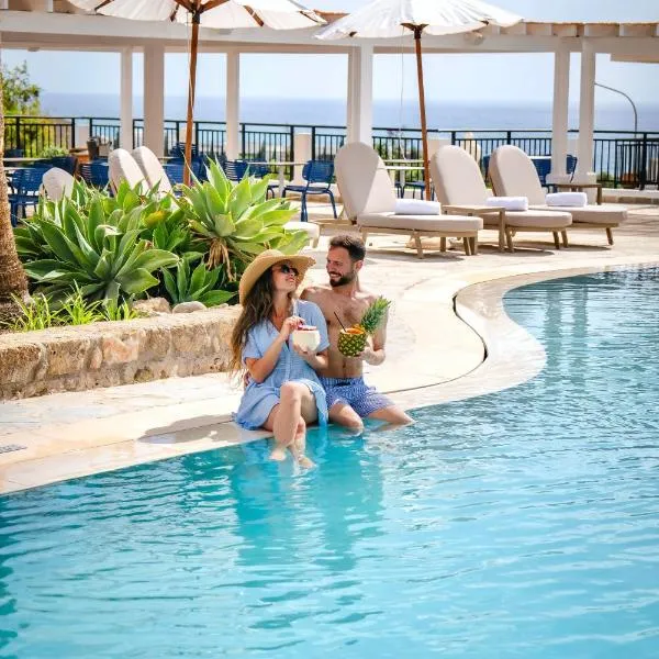 WellClub - Family Wellness & Seaview Suites, hotell Paphoses