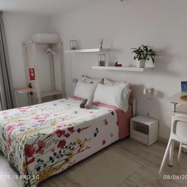 Dudi's Peppers, hotel in Málaga