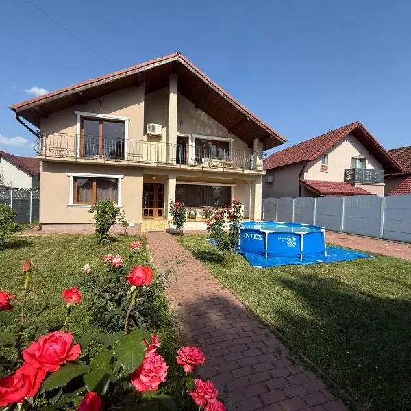 Villa cu 4 dormitoare de 3 stele Timiș, perfectă pentru familii sau grupuri, hotel in Utvin