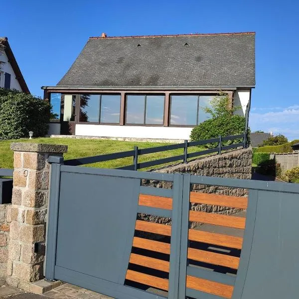 10-person gîte in Barfleur, hotel in Barfleur