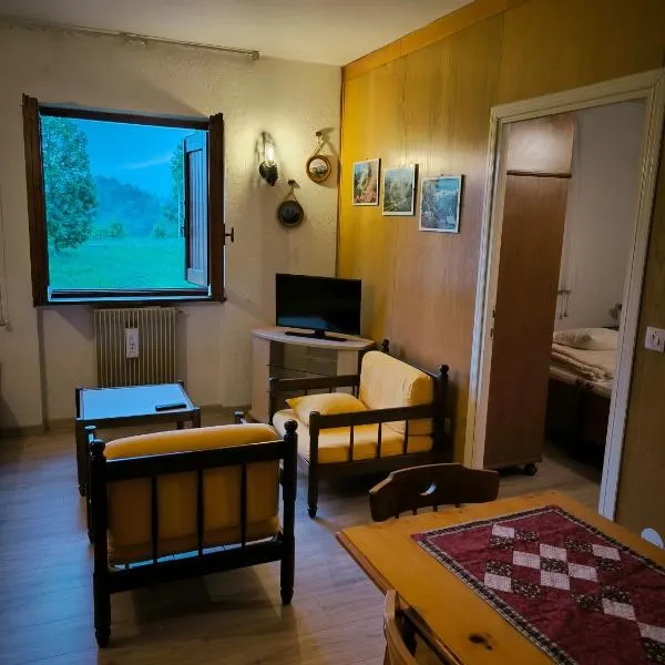 Appartamento Tonezza, hotel v destinaci Tonezza del Cimone