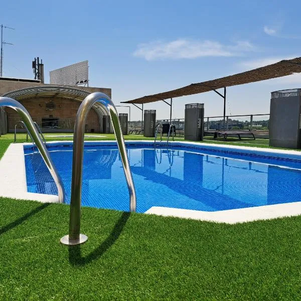 Amura Alcobendas, hotel v destinaci Alcobendas