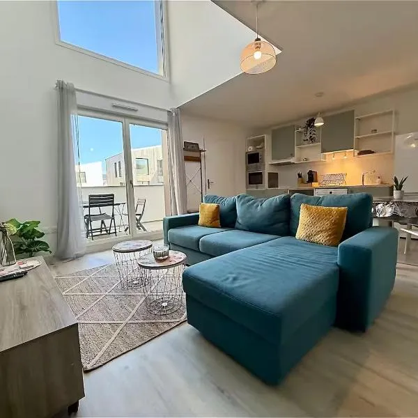 Modern Duplex- Disneyland Paris, hotel in Bussy-Saint-Georges
