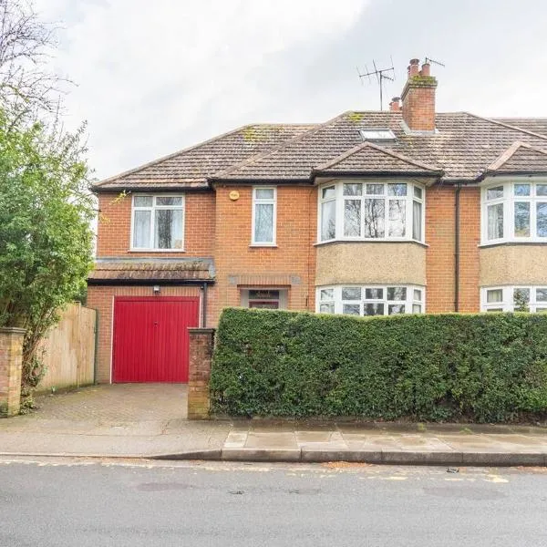 Close to Salisbury Cathedral (& Hospital), hotel en Salisbury