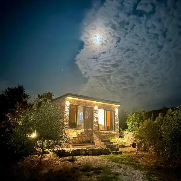 Glamping Montenegro, hotel v destinaci Kotor