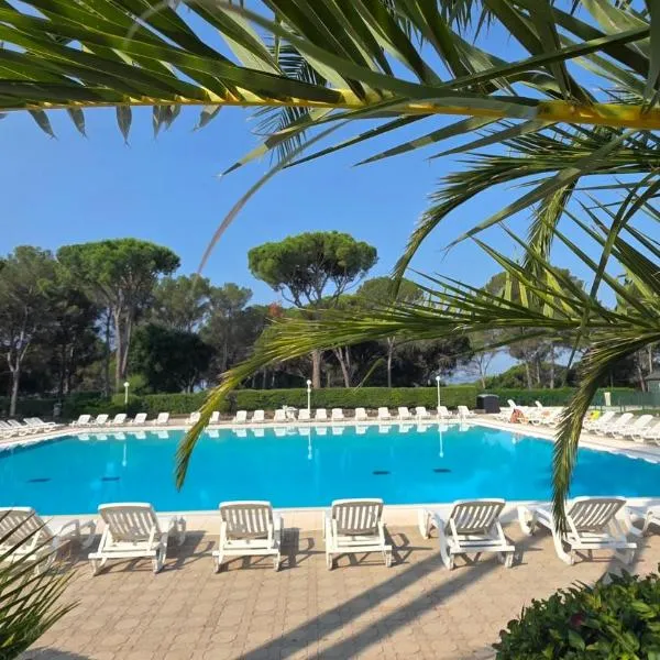 St RAPHAEL VALESCURE CASA, hotel v destinaci Saint-Raphaël