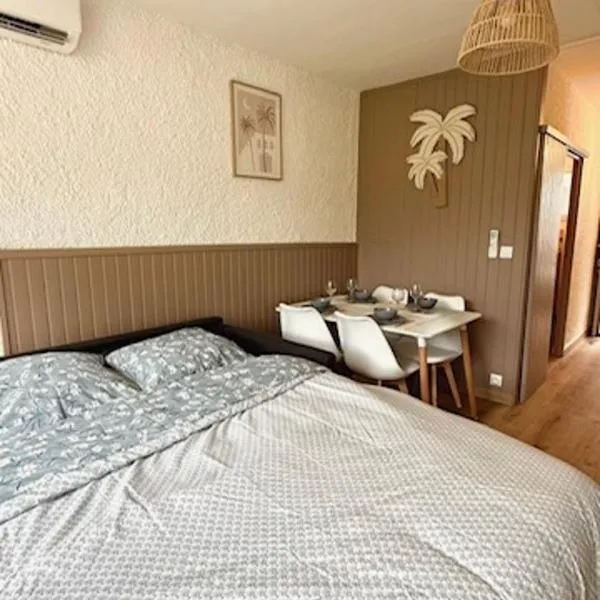Beach cabin studio, отель в Аржель-сюр-Мер
