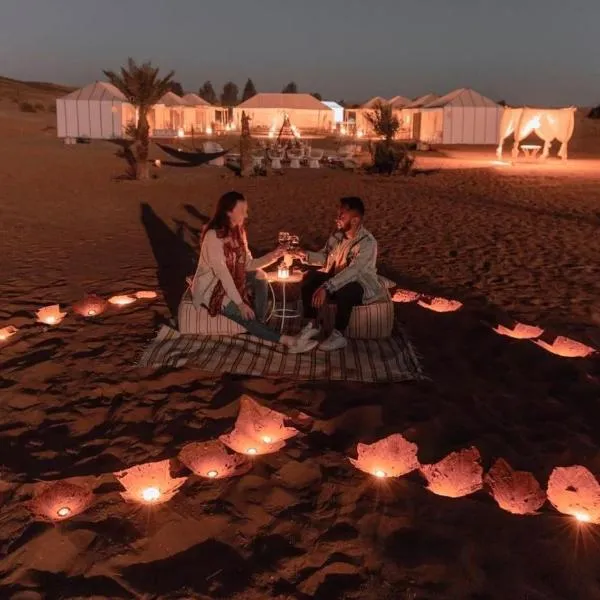 Infinity sahara camp, hotel v destinaci Merzouga
