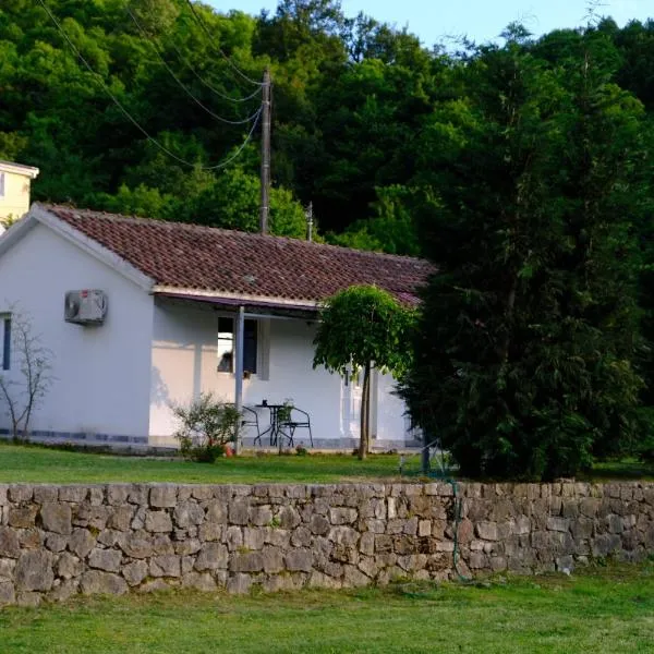 Sunlight Cottage Maya, hotel v destinaci Virpazar