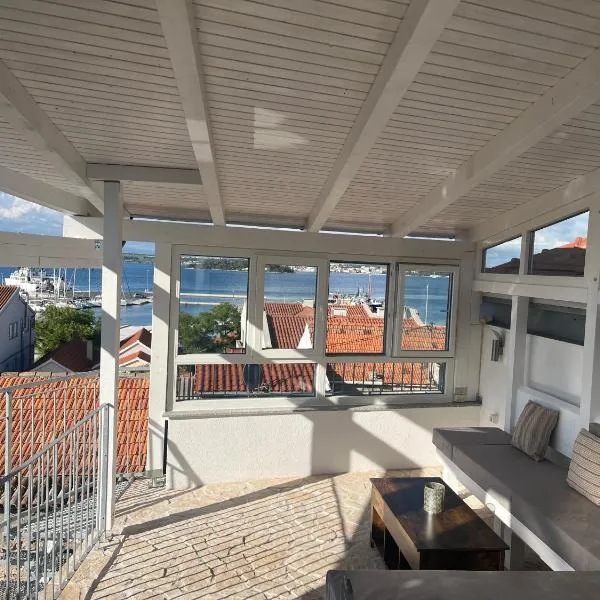 Apartmani Adi Tkon – hotel w mieście Tkon