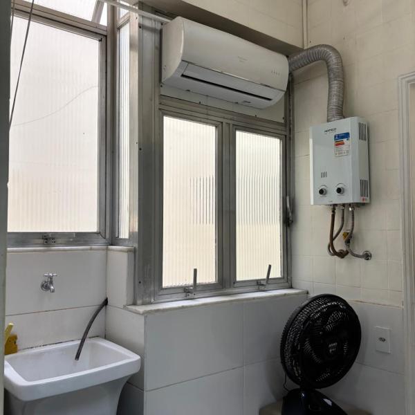 Apartamento mobiliado em Copacabana à 100m da praia - Foto 3