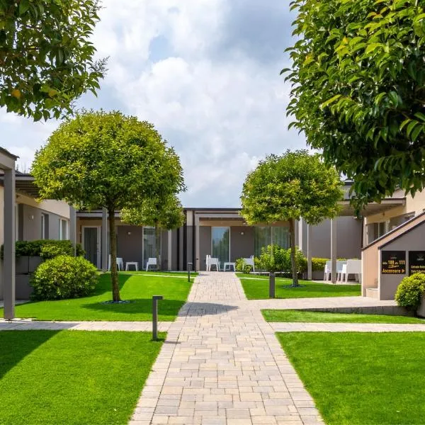 Aurora ApartHotel, hotel v destinaci Peschiera del Garda