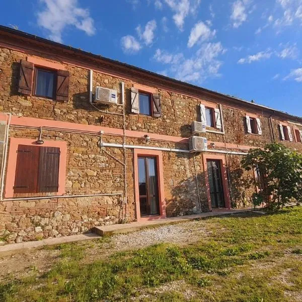 podere dell'ovo, hotel in Gabbro