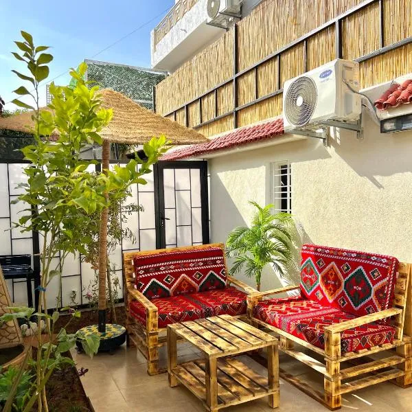 Villa 2, Modern Charm Facing Carrousel with Ocean View, hotel in Rabat