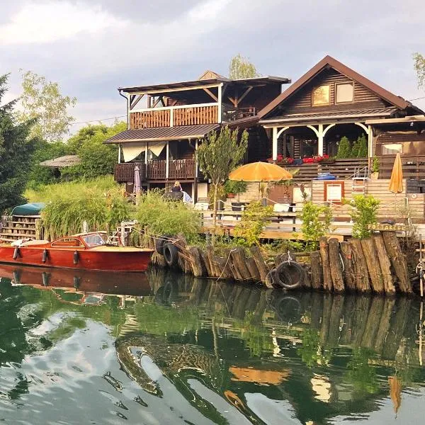 River Houses Ljubljanica，位于卢布尔雅那的酒店