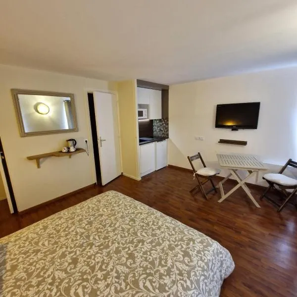 Douglas, hotel in Colleville-sur-Mer