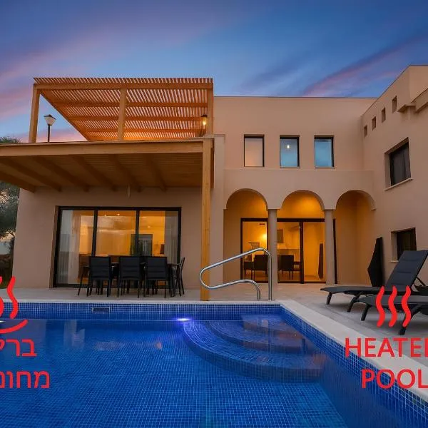 וילה רוני בריכה מחוממת Villa Roni Heated pool, hotel v destinaci Eilat