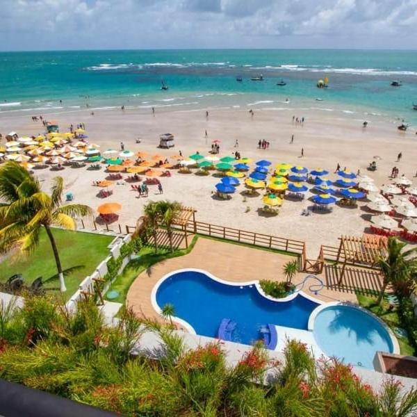 Apartamento térreo beira mar