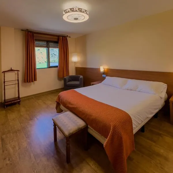 Hotel Don Pepe Lago de Sanabria, hotel v destinácii Ribadelago