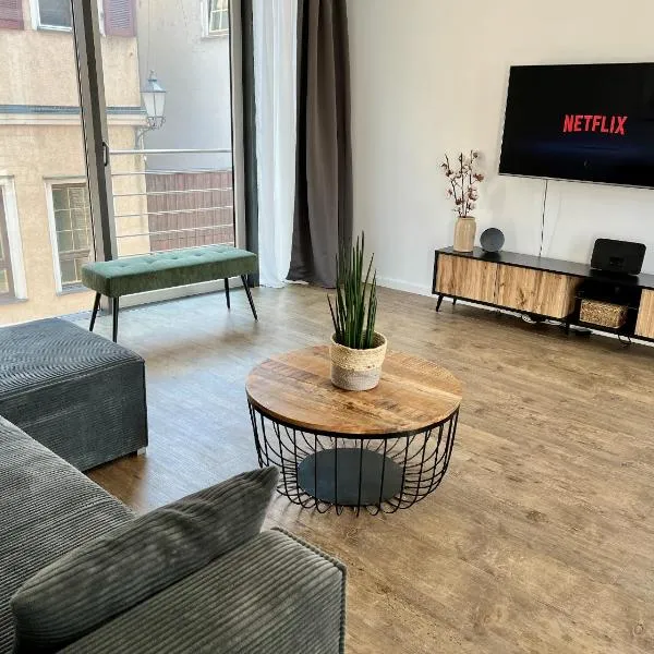 ROSIS HOME Geräumige Citywohnung im Herzen Schorndorfs - Ideal für Gruppen und Familen, hotel in Schorndorf