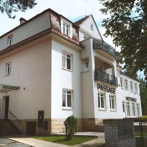 Pokoje Pasáž, hotel v destinaci Doksy