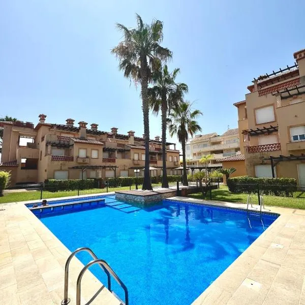 Oliva Beach & Paradise, hotel in Playa Oliva Nova