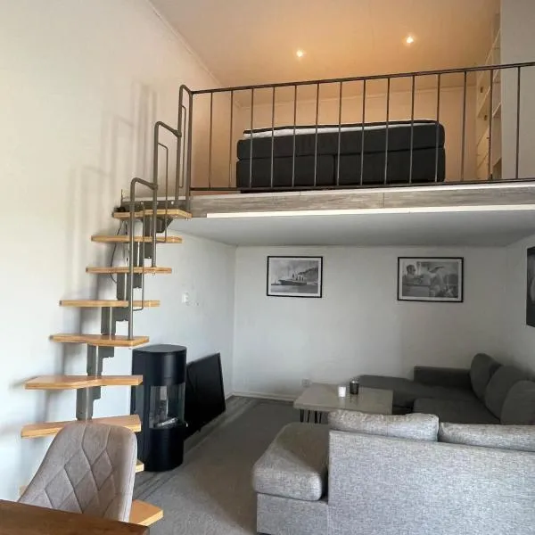Lovely apartment in the countryside!, hotel v destinaci Harplinge