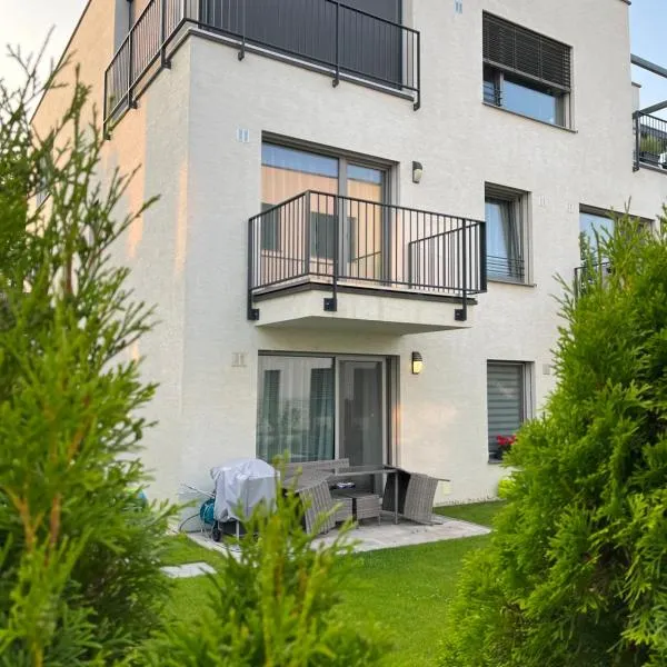 Green Resort Apartment, hotel v destinácii Hrubá Borša