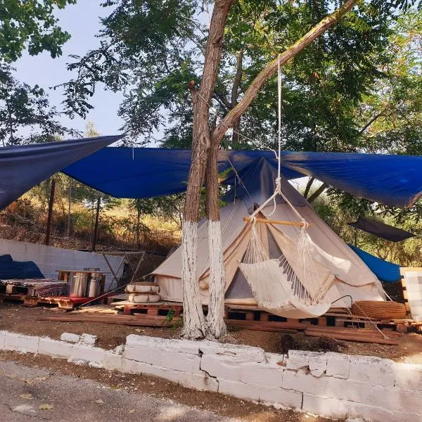 Mandaron / private tent for two persons, hótel í Ioannina