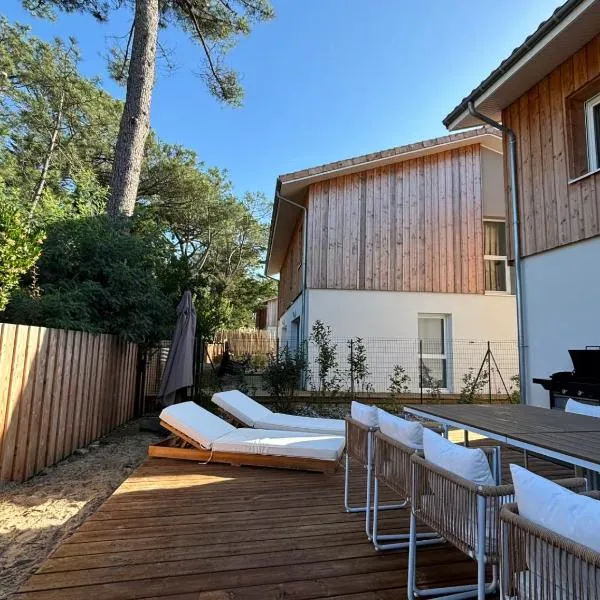Maison neuve Lacanau à 300m de la plage sud et à proximité des golfs, hotel en Lacanau