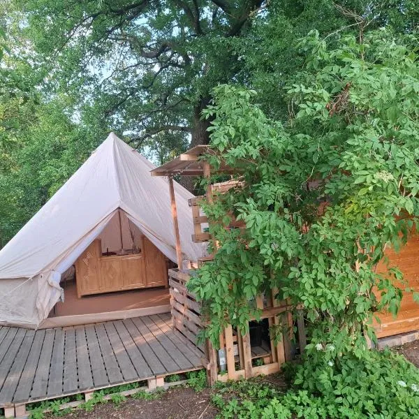Glamping Dübener Heide, hotel v destinaci Bad Schmiedeberg