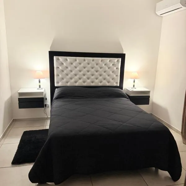 Loano II - Confort Moderno en Primer Piso con acceso por escalera!, hotel in Belén de Escobar