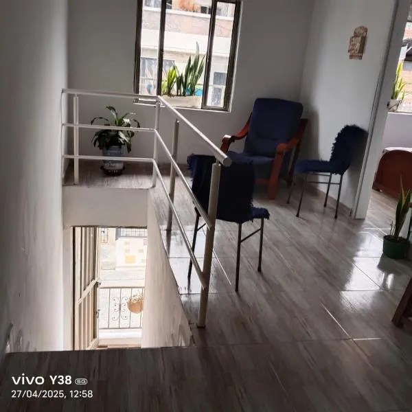 Aparta Hostal, hotel in Santa Rosa de Cabal