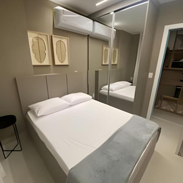 Apto Luxuoso a 100m do Mar – Piscina e Jacuzzi - Foto 2