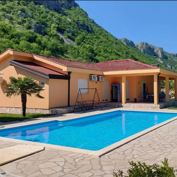 Hacienda Neretva, hotel v destinaci Buna