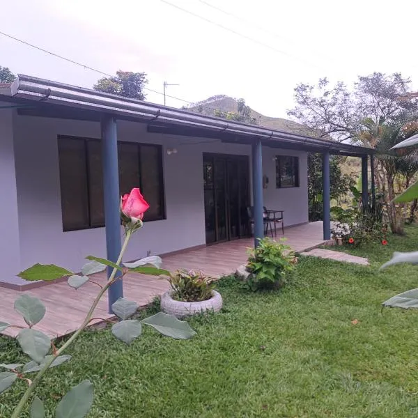 Eco Retiro La Paz, hotel in Vergara