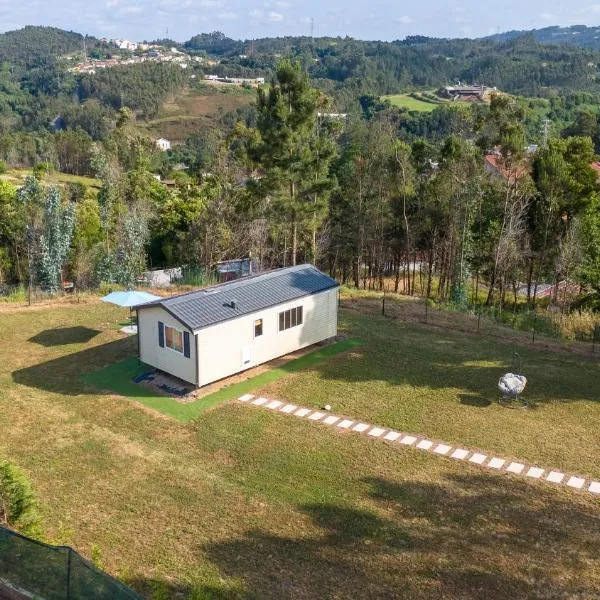 Glamping Frog Farm, hotel v destinácii Foz do Sousa