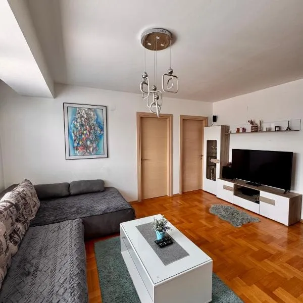 Modern & Luxury, hotel in Skopje