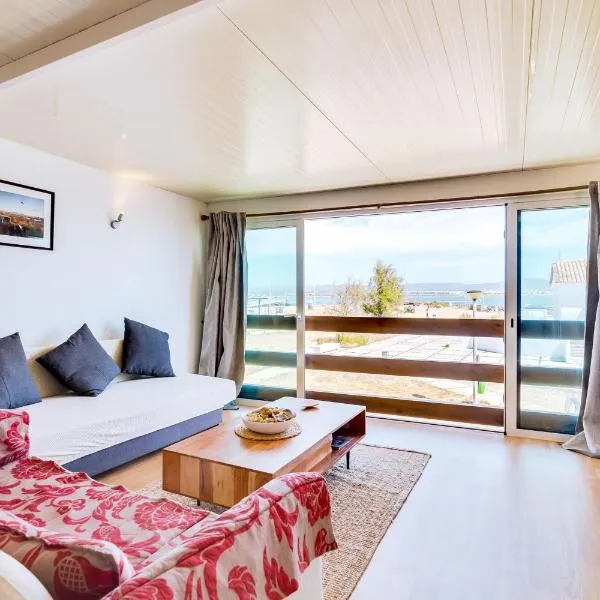 Casa Ramiro I - Paraíso entre o Mar e a Ria, hotel in Ilha da Culatra