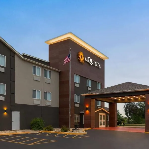 La Quinta Inn & Suites by Wyndham Peru Starved Rock St Park, hotel v destinaci Peru