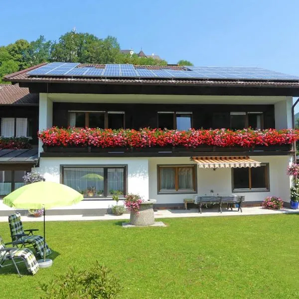 Gästehaus Kiesmüller, hotel u gradu Ašau im Kimgau