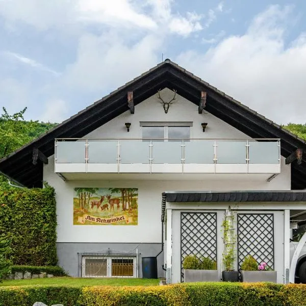 Ferienwohnung am Rehwinkel, hotel v destinaci Fuldatal