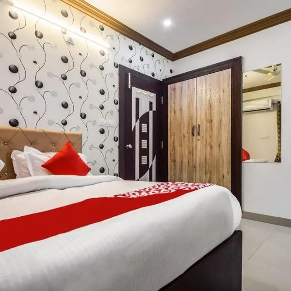 HOTEL AMRAPALI NEAR CA CIRCLE Udaipur photo 2