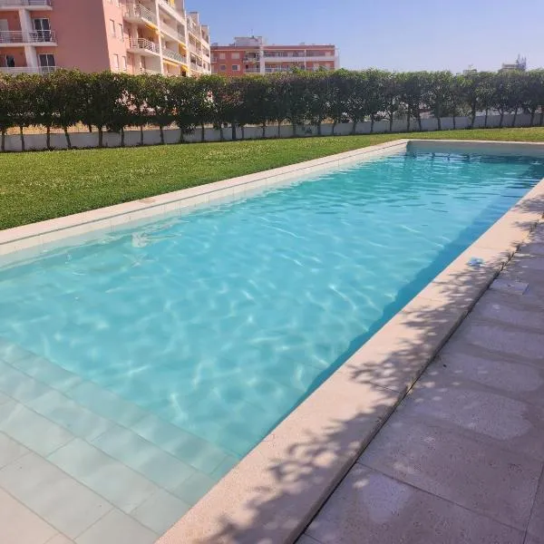Apartamento Medeiros, hotel in Armação de Pêra