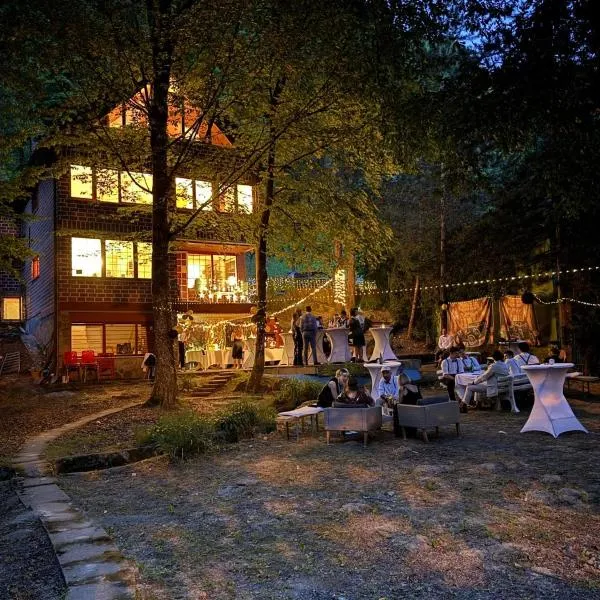 Samobor holiday villa - Samoborski ljetnikovac, hotel v destinaci Samobor
