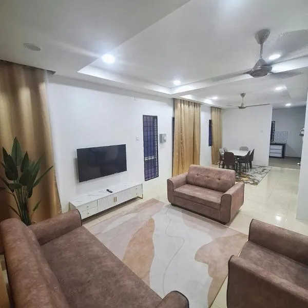 Zehra Villa Seri Iskandar with Private Pool, hotel v destinaci Seri Iskandar