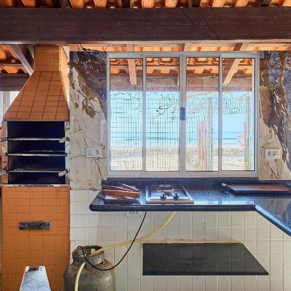 AF-67 Toninhas Pé na Areia com Ar e Piscina Casa A