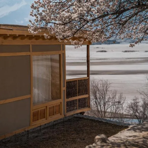 Dera Lamsa Resort Shigar, hotel v destinaci Shigar